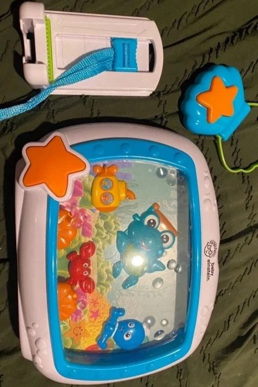 Baby Einstein Aquarium Sleep Sound Machine with White Noise and Remote baby toy
